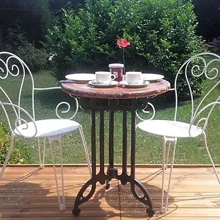 D'hote לינה וארוחת בוקר 3*